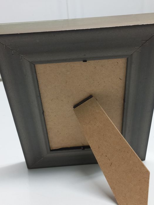 Impeccable frame. Vintage64751211135873123