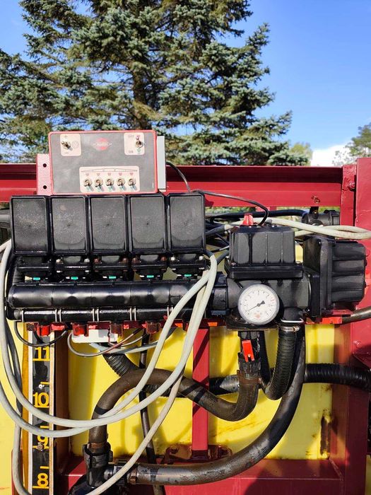 Оприскувач Hardi опрыскиватель Харді 1200л / 15м гідравлічний, пульт