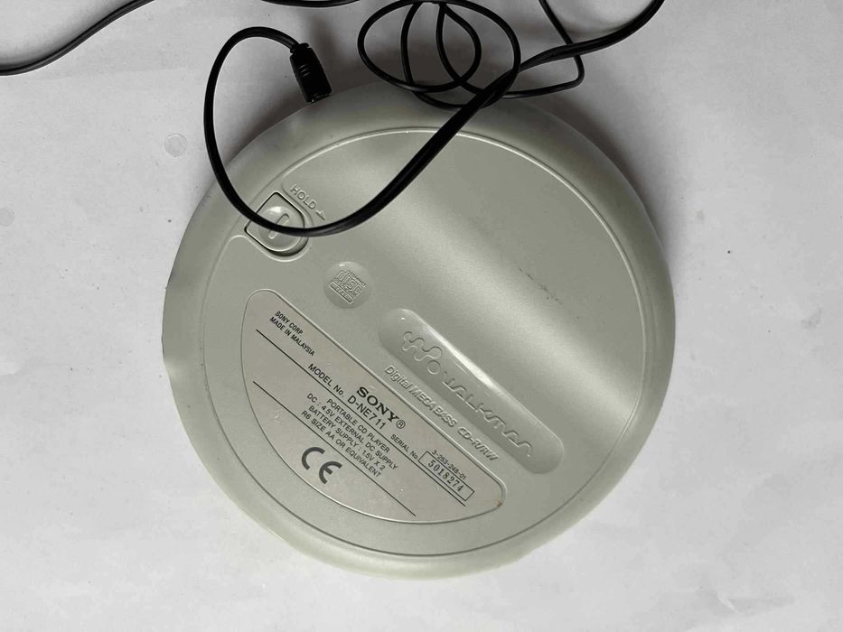 Sony Atrac 3 plus MP3 CD Walkman G-Protection D-NE711