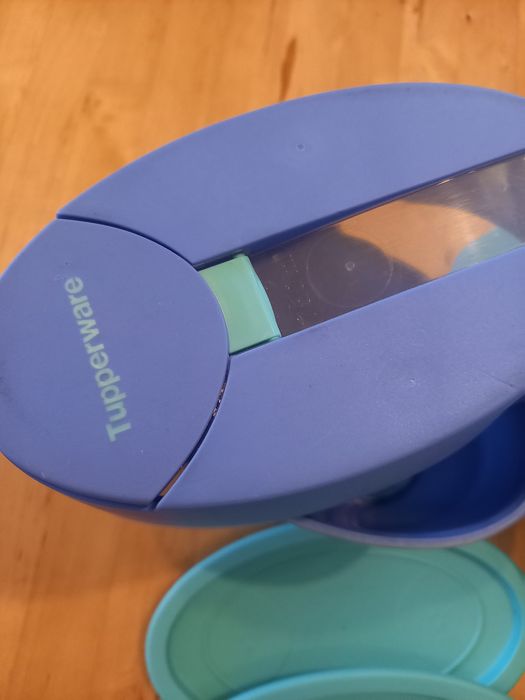 2 tupperwares como novos64730077268611123