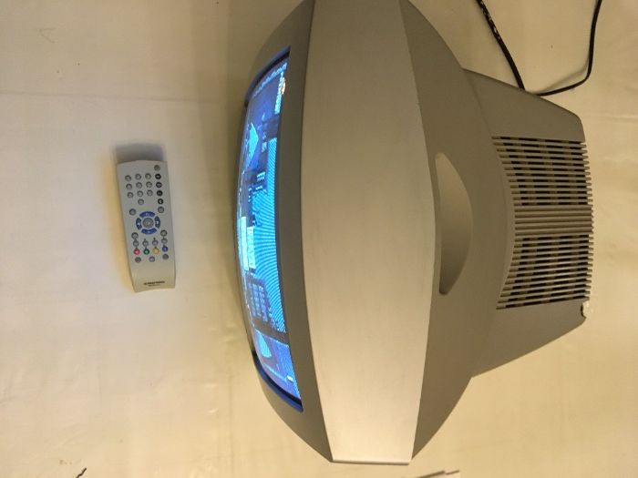 Televisão (TV) Grundig Davio 14 (37 cm)