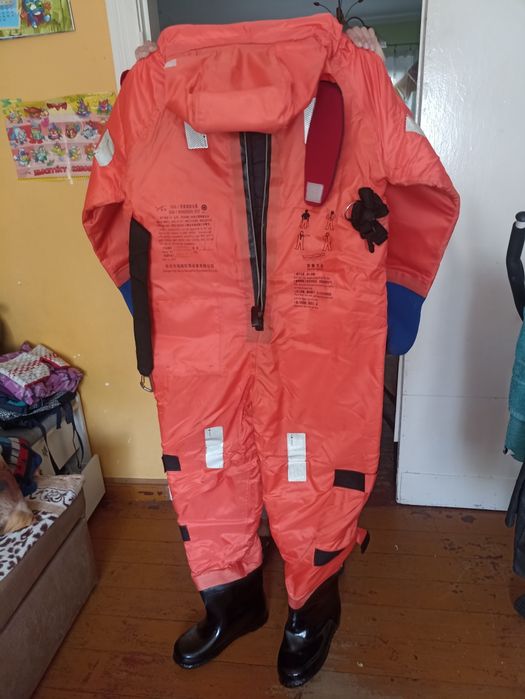 Kombinezon RATUNKOWY