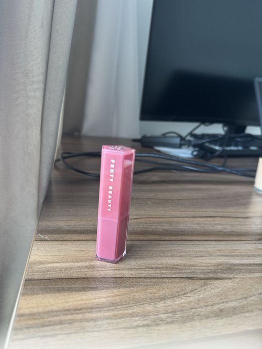Fenty beauty gloss bomb stix riri blyszczyk