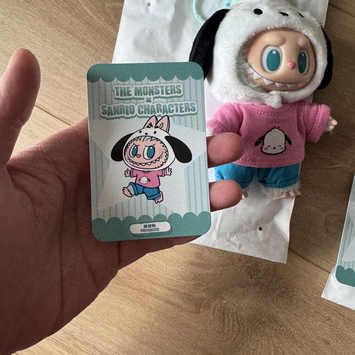Pop Mart Labubu Sanrio Оригінал !