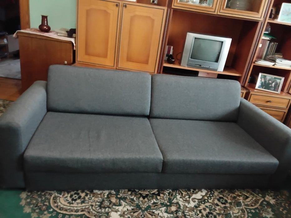 диван сірий нерозкладний IKEA GAMMALBYN