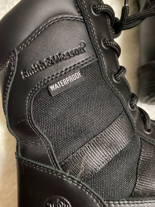 Botas táticas preta