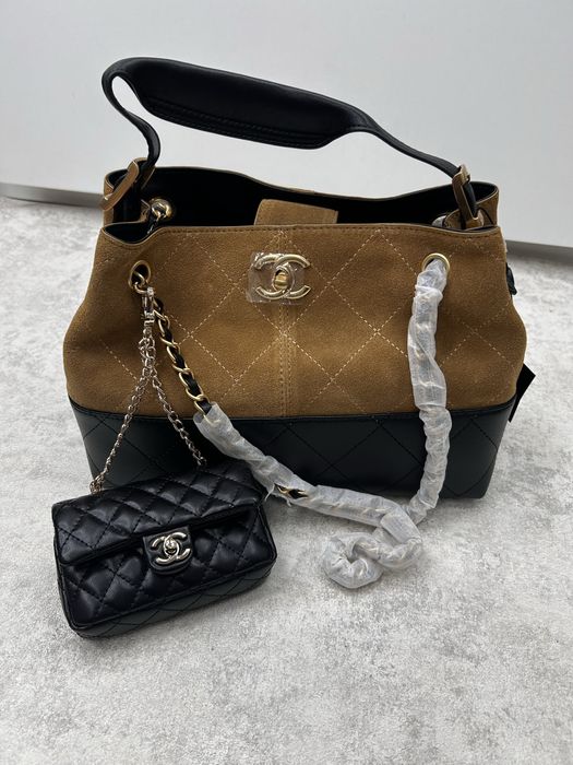 Брелок в стилі Chanel