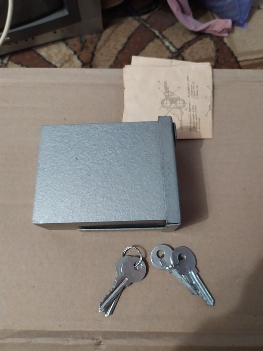 Замок Амбарный, Навесной Алюминиевый