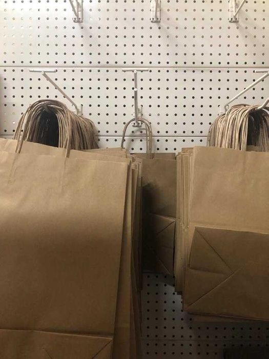 Estantes com Suporte para Cabides