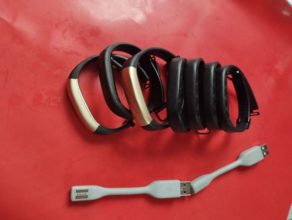 фитнес-браслеты Jawbone UP2 и Jawbone UP3