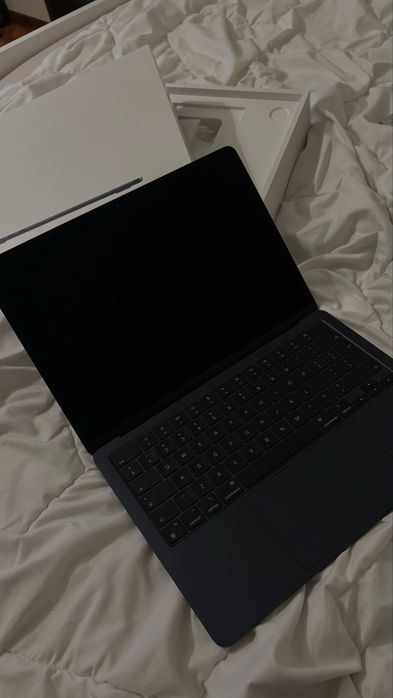 Apple MacBook Air