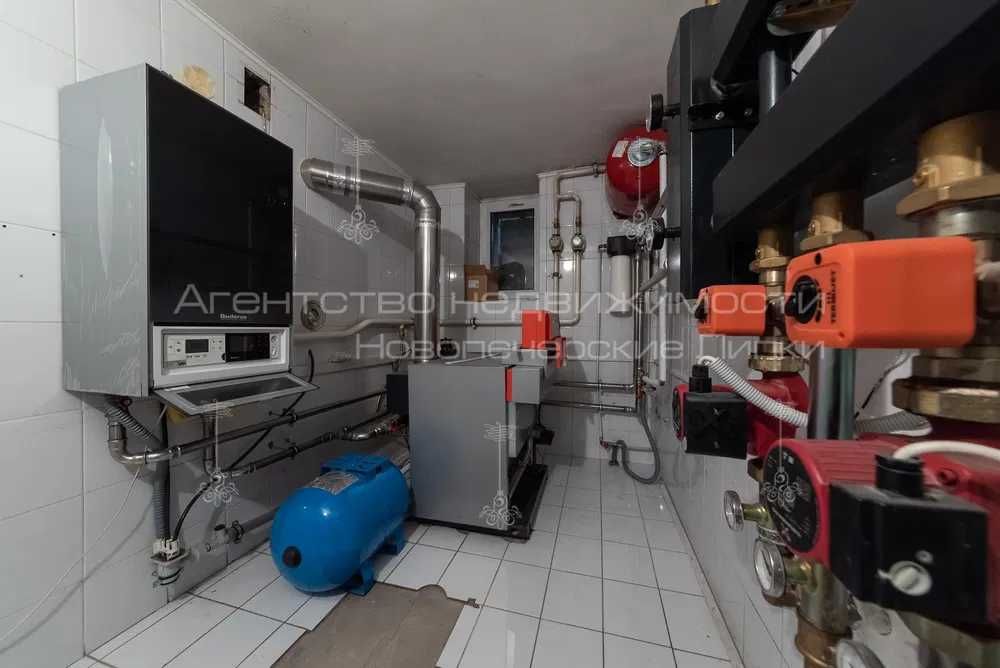 Розкішний будинок з ремонтом + бассейн Мічуріна Печерськ, Звіринецькая