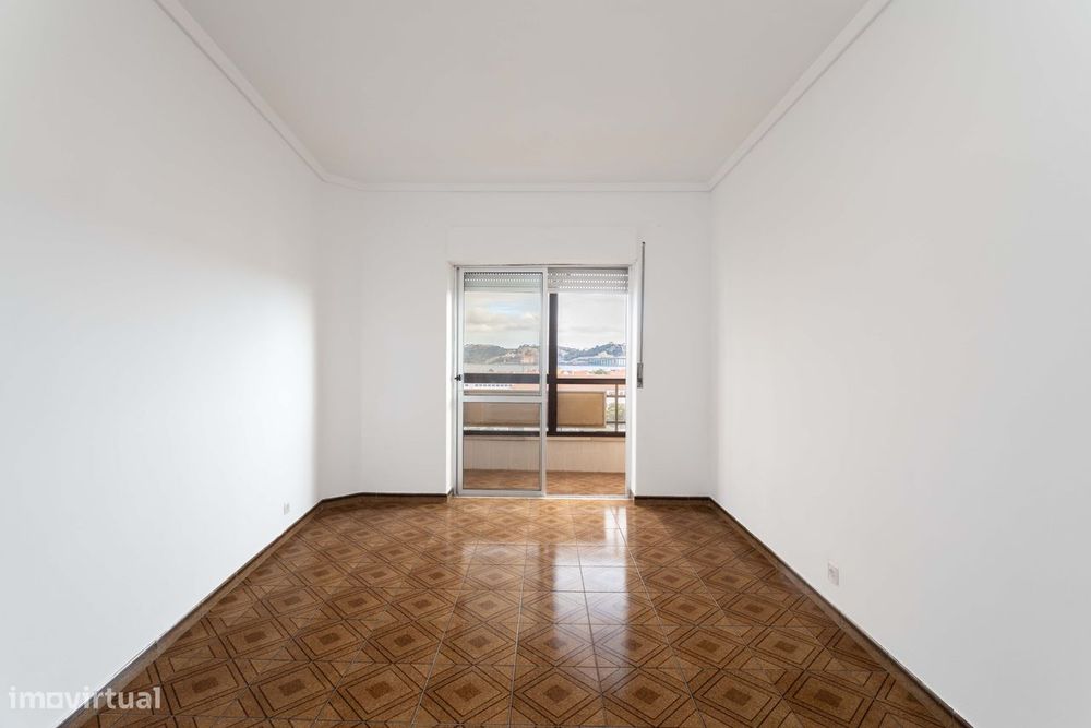 T2 para Arrendar em Zona Tranquila e Central, com Varandas e 76 m², Id