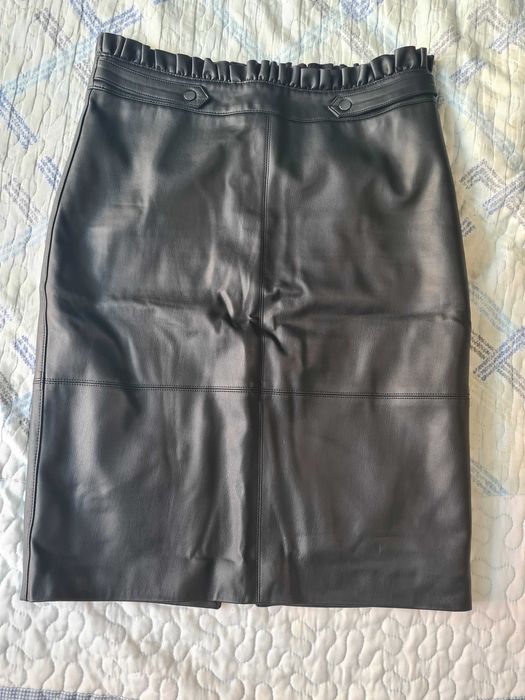 Шкіряна спідниця