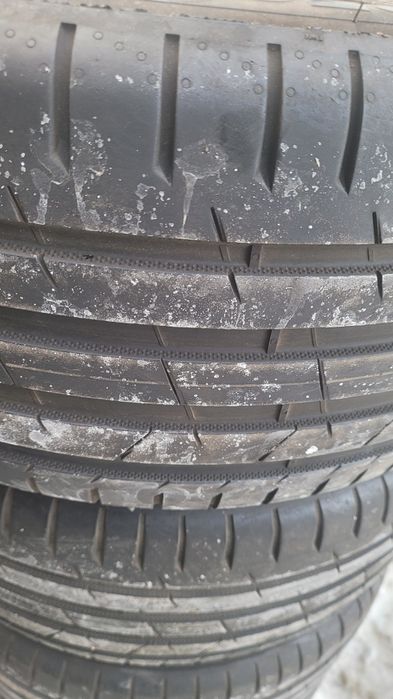 255 45 18 Nokian Hakka Black2