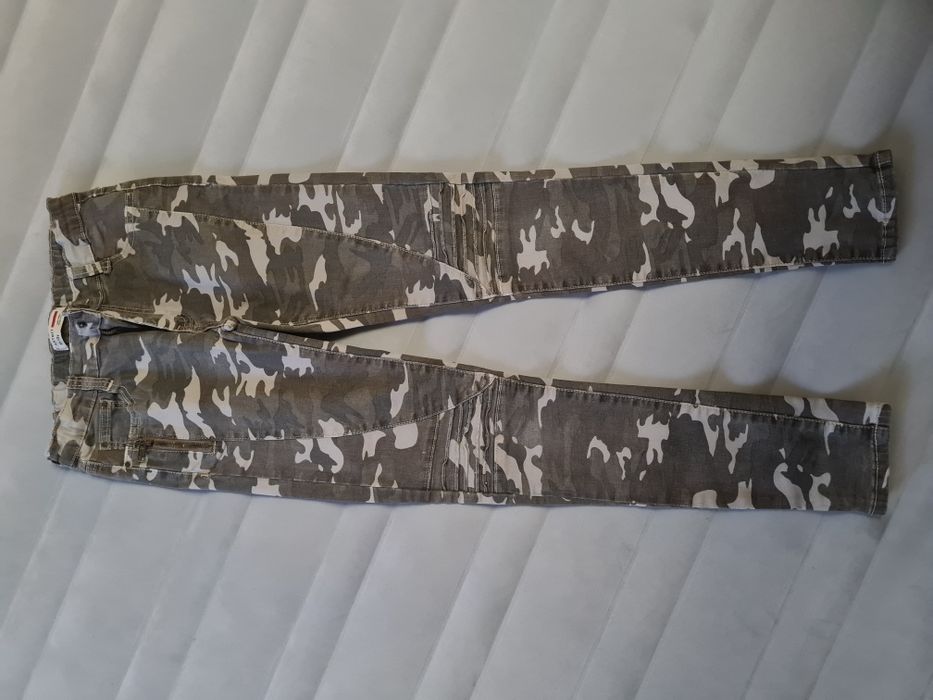 Джинсы скинни 12-13 лет