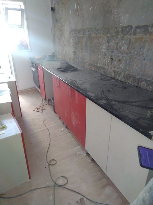 Fazemos montagem e desmontagem de móveis de cozinha