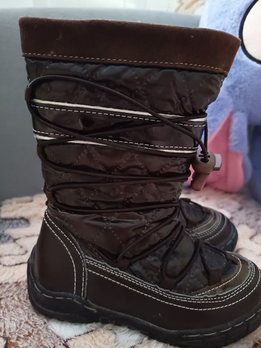 Зимові сапожки, черевики на дівчинку