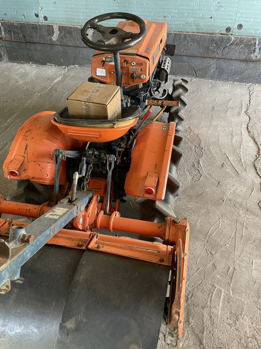 Мінітрактор кубота B6000  4х4 ОБМІН