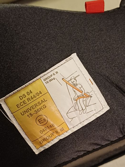 Banco de crianca para carro