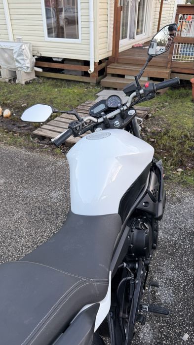 Vendo XJ6 2013 moto muito boa