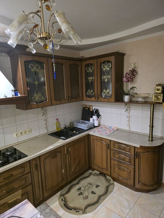 Кухонный мебель полный комплект