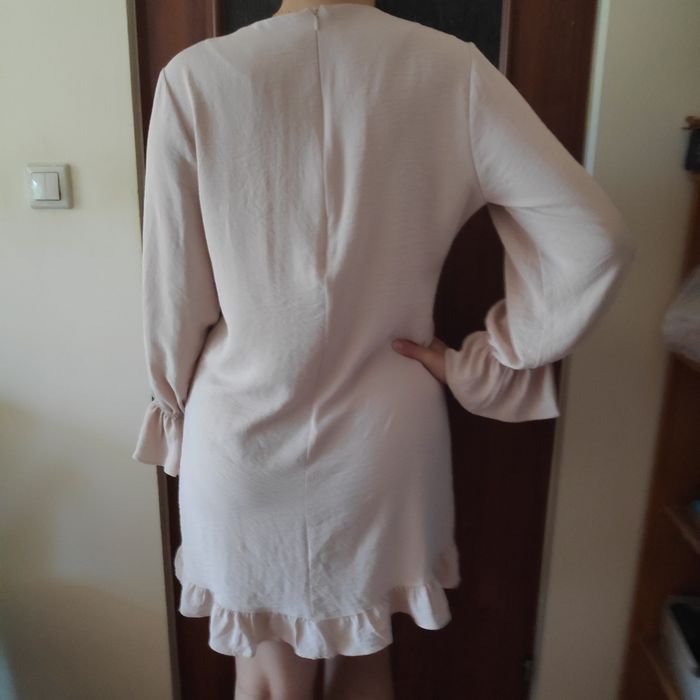 Piękna letnia sukienka,z długim rękawem w stylu boho