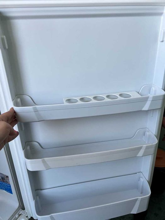 Холодильник INDESIT NBS15AA