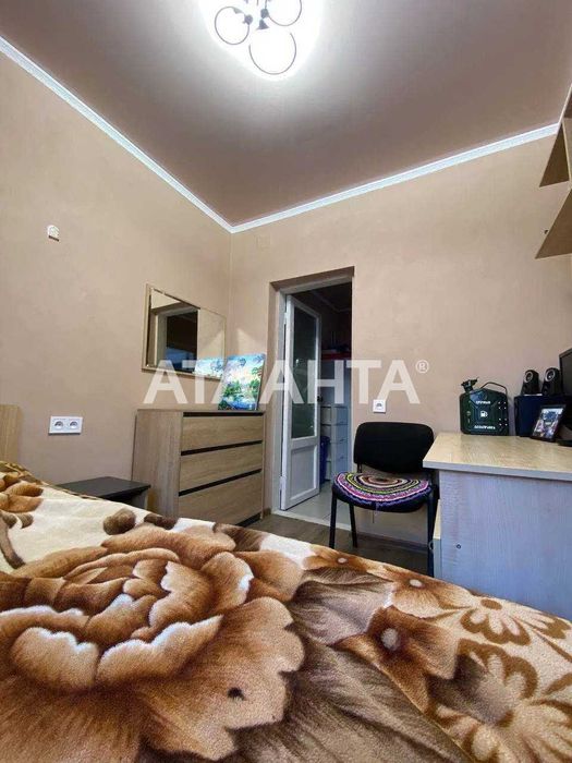 В продаже часть дома с земельным участком с. Дачное. Под Євідновлення!