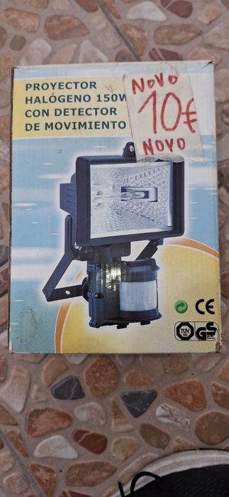 Projector with Motion Sensor64741040220417120