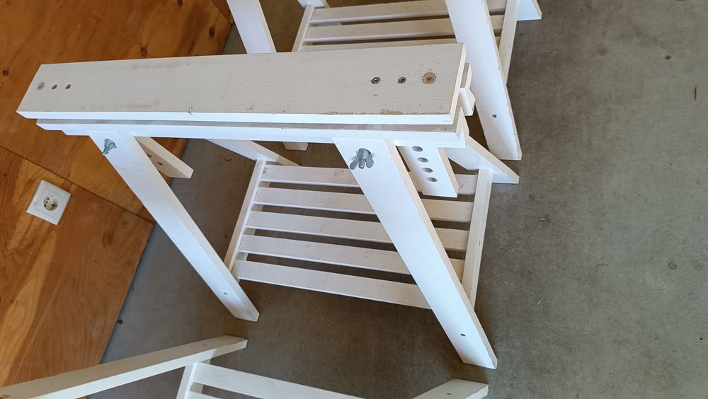 Cavaletes brancos  IKEA