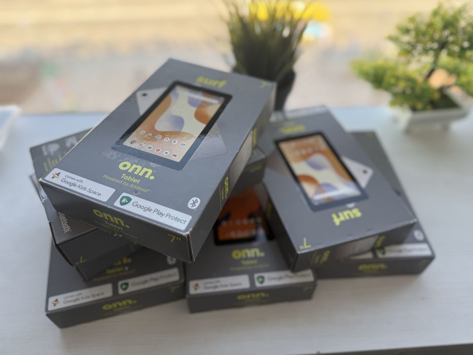 Новий Планшет ІЗ США Walmart 7.0” 3/32 металевий новий !