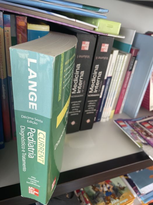 Livro CURRENT pediatria (LANGE)