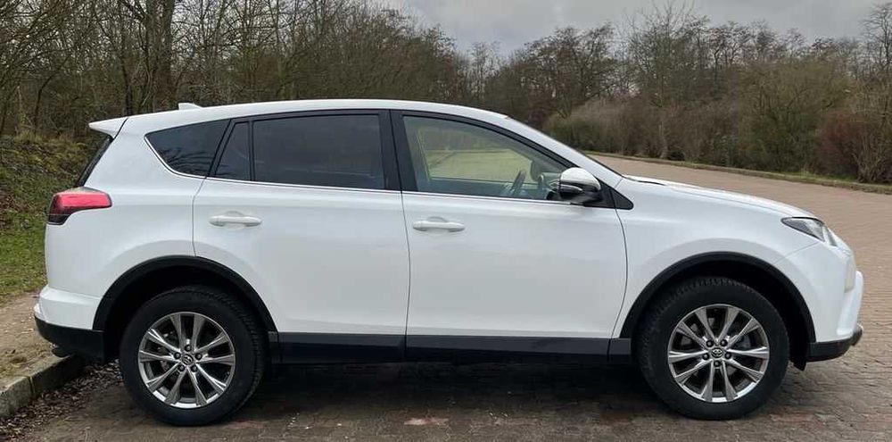 Бампер TOYOTA RAV4 IV Hybrid  разборка ТОЙОТА РАВ4 4 Hybrid рестайлінг