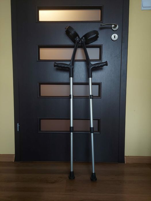 Czwórnóg x 2, kula x 2, sprzedam