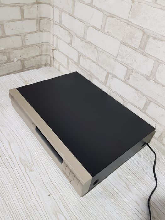 Програвач CD дисків Harman Kardon HD 7325/7425, б/у з Німеччини