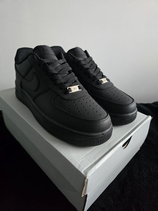 Nike AirForce 1 07 rozmiar 39 nowe czarne