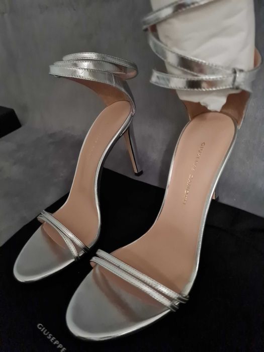 Sandały  szpilki  GIUSEPPE  ZANOTTI  r.36/5