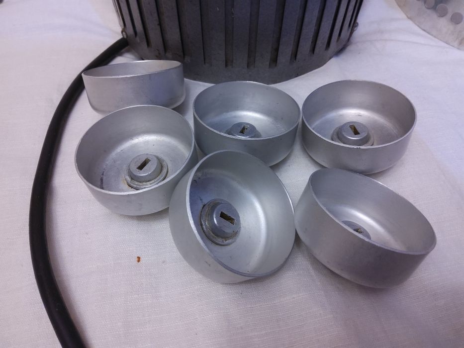 Электрическая шашлычница