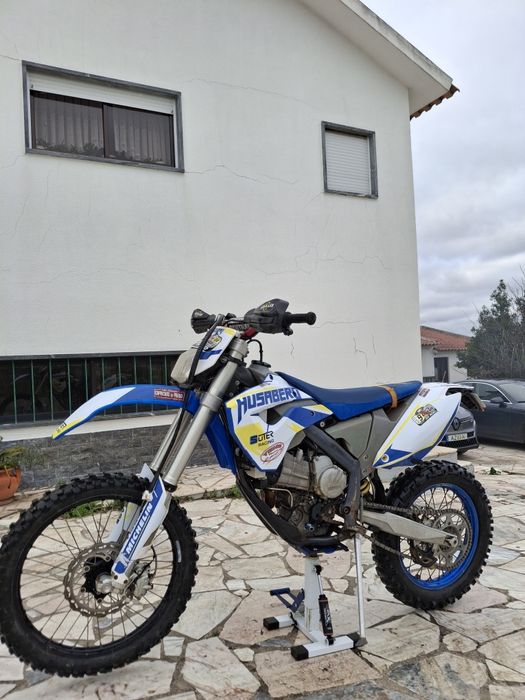 Mota  husaberg 390 fe. 2009