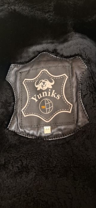 Зимняя кожаная куртка