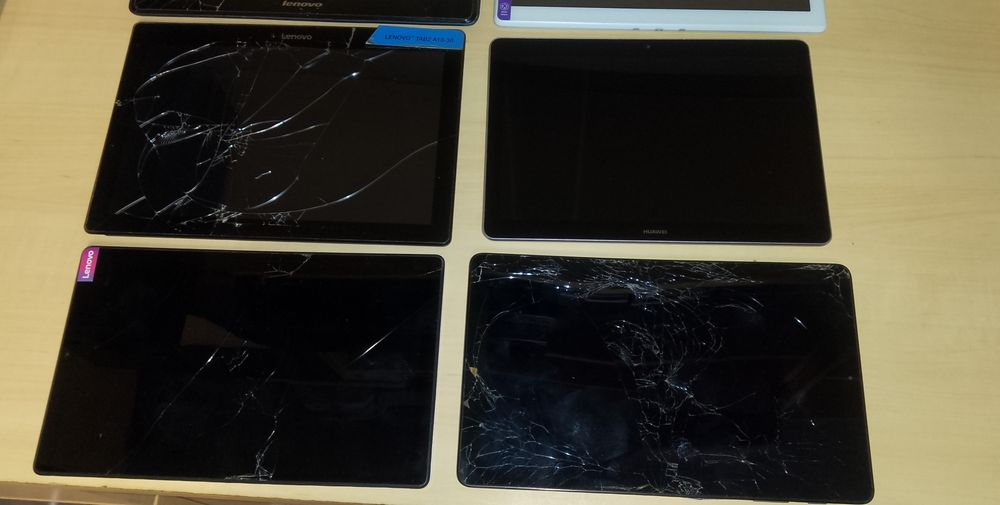 Tablety Lenovo, Huawei, Samsung.