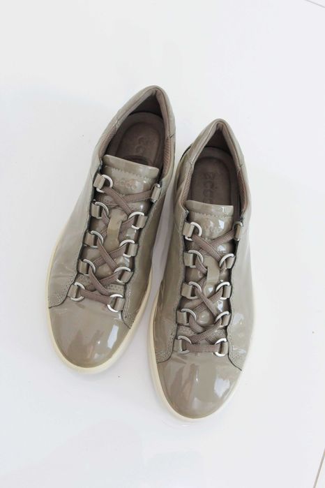 ECCO skóra bez wad  38