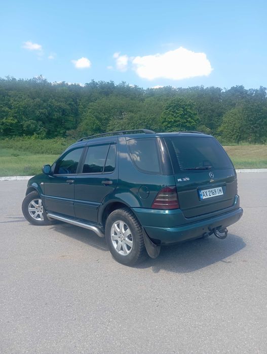 Продам Мерседес ML320