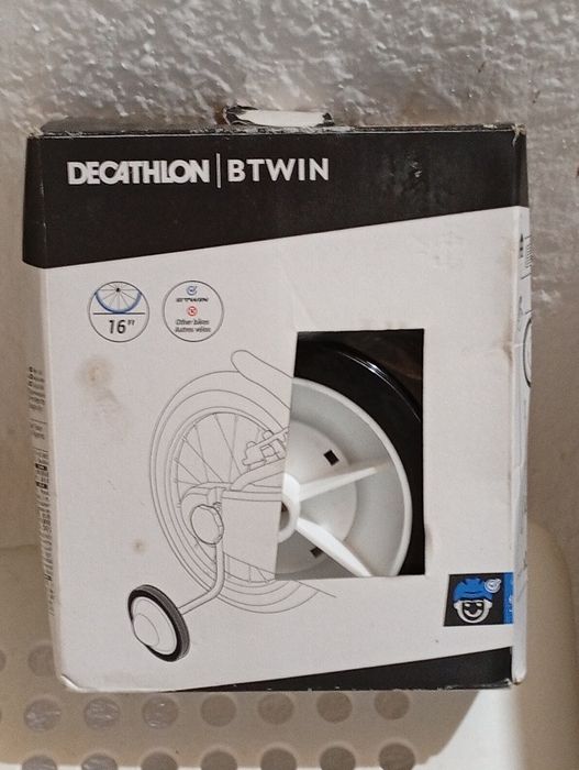 Decathlon BTWin rodas laterais bicicleta de criança novas em caixa