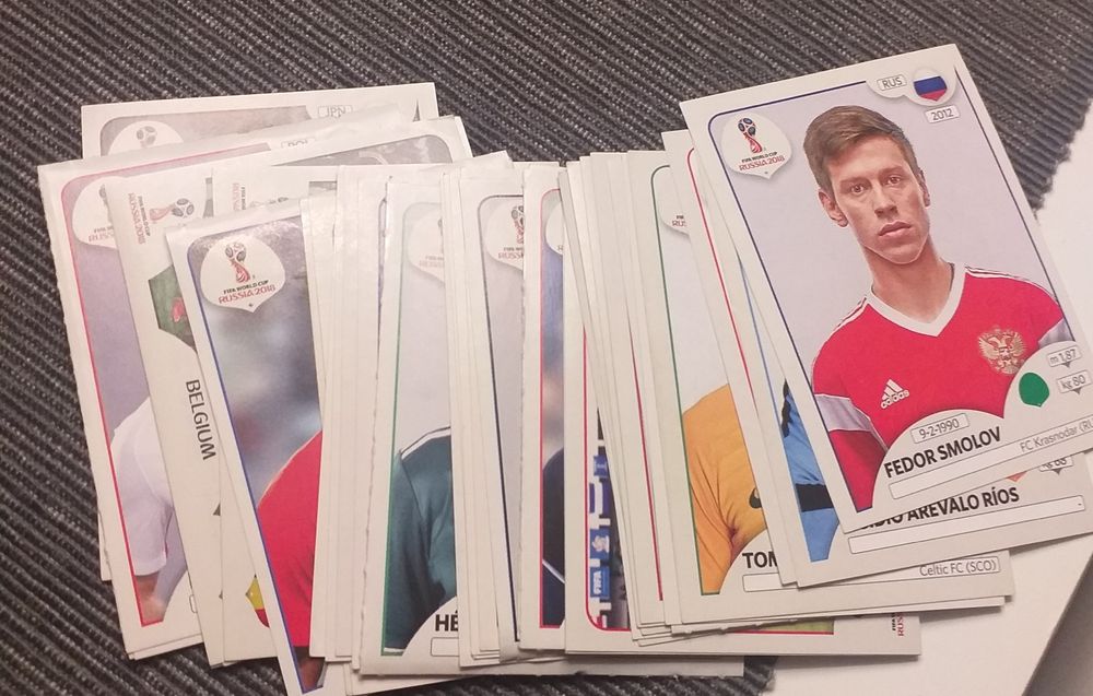 Naklejki Panini Rosja 2018, Pol Ukr 2012 i RPA 2010.