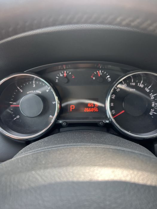 Peugeot 5008 2016 VIN VF30EBHZTGS037462 фото оголошення 11 з 14