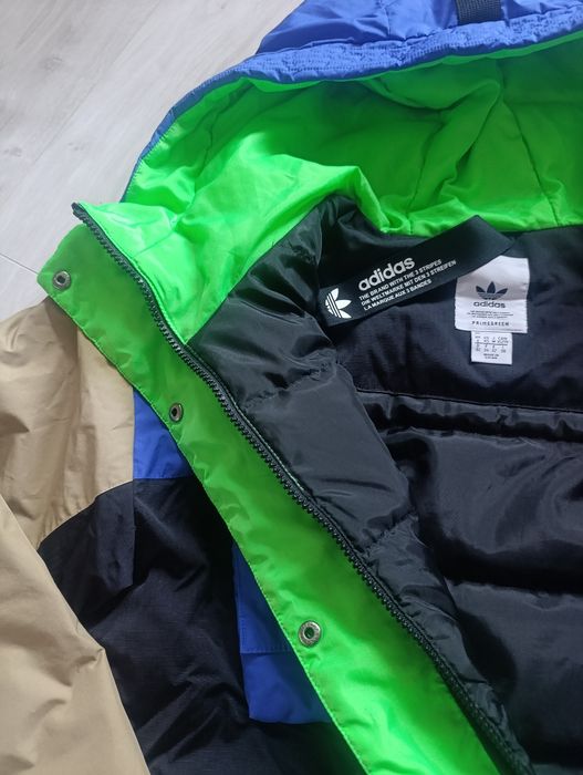 Пуховик від adidas розмір хс