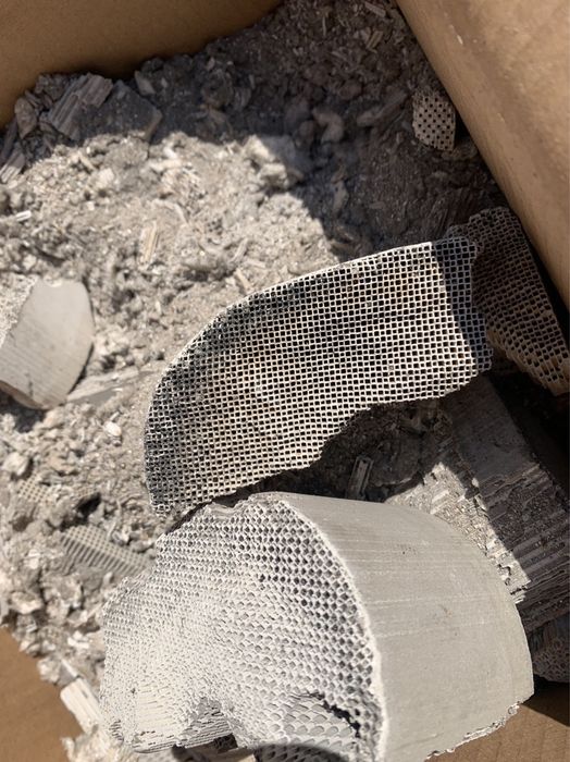 Скупка каталізаторів прийом сажевих фільтрів продати катализатор здати