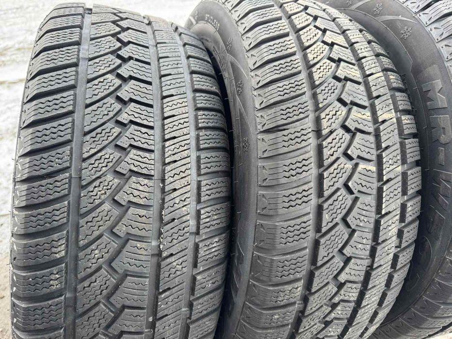 Майже нові зимові шини Mirage 235/55 R17